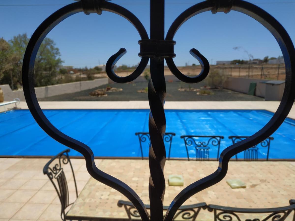 Villa Casa Del Sol 3 Bedroom Villa With Private Solar Covered 12M X 6M Pool Minimum Stay 7 Nights Chromecast And Wifi Throughout The Property Triquivijate Exterior foto